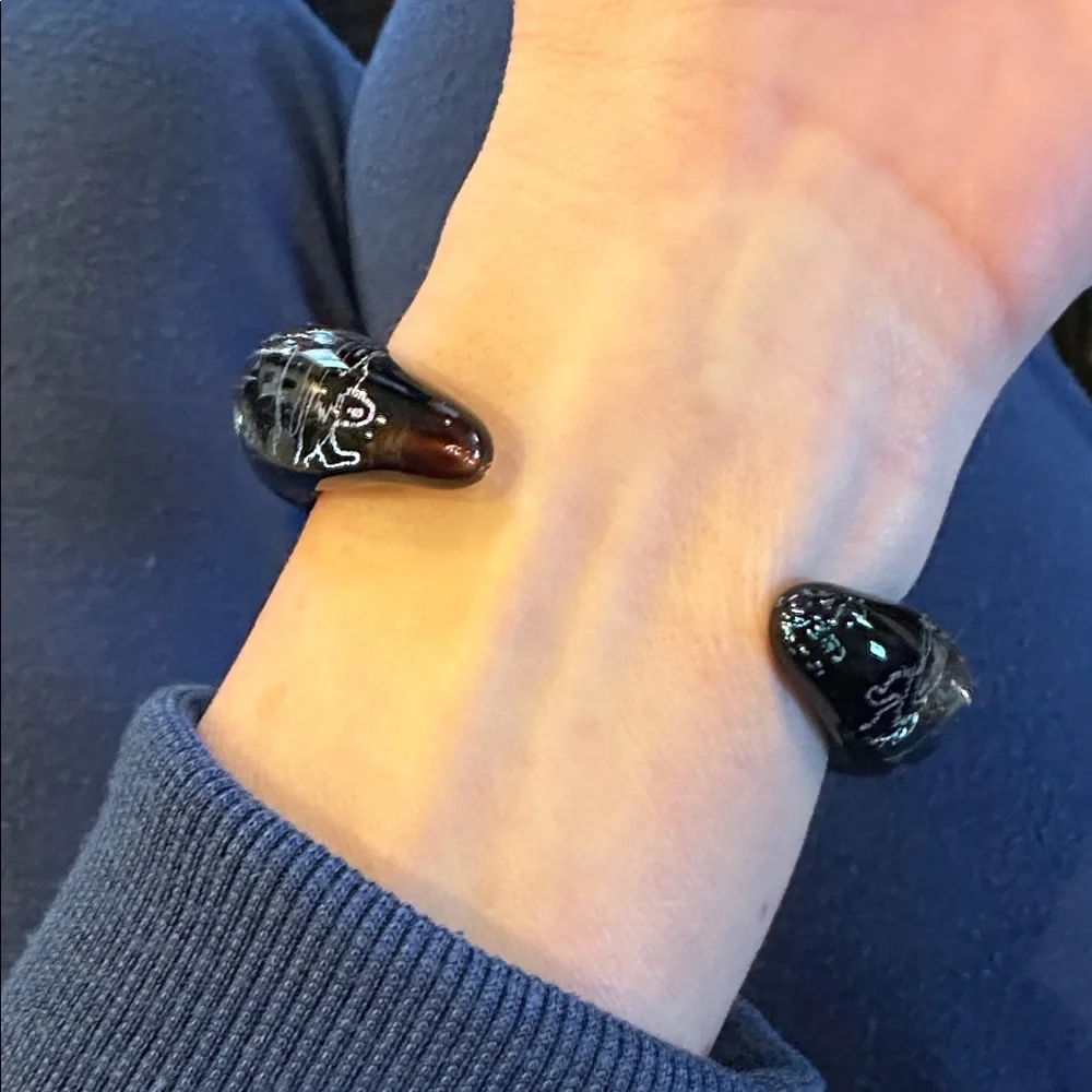 Grateful Dead Bear Handblown glass bracelet - Picture 5 of 6